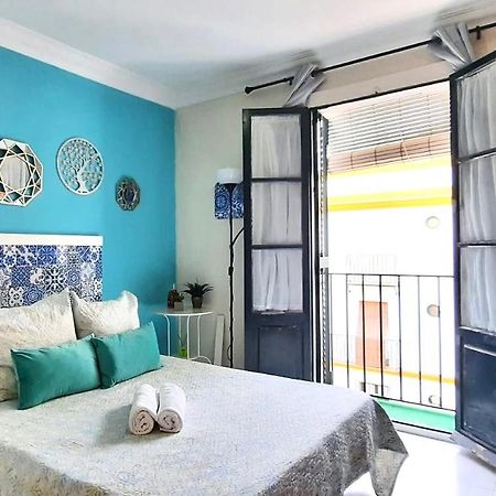 Budget And Cute Rooms With Balcony Sevilla Center Dış mekan fotoğraf