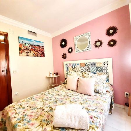 Budget And Cute Rooms With Balcony Sevilla Center Dış mekan fotoğraf
