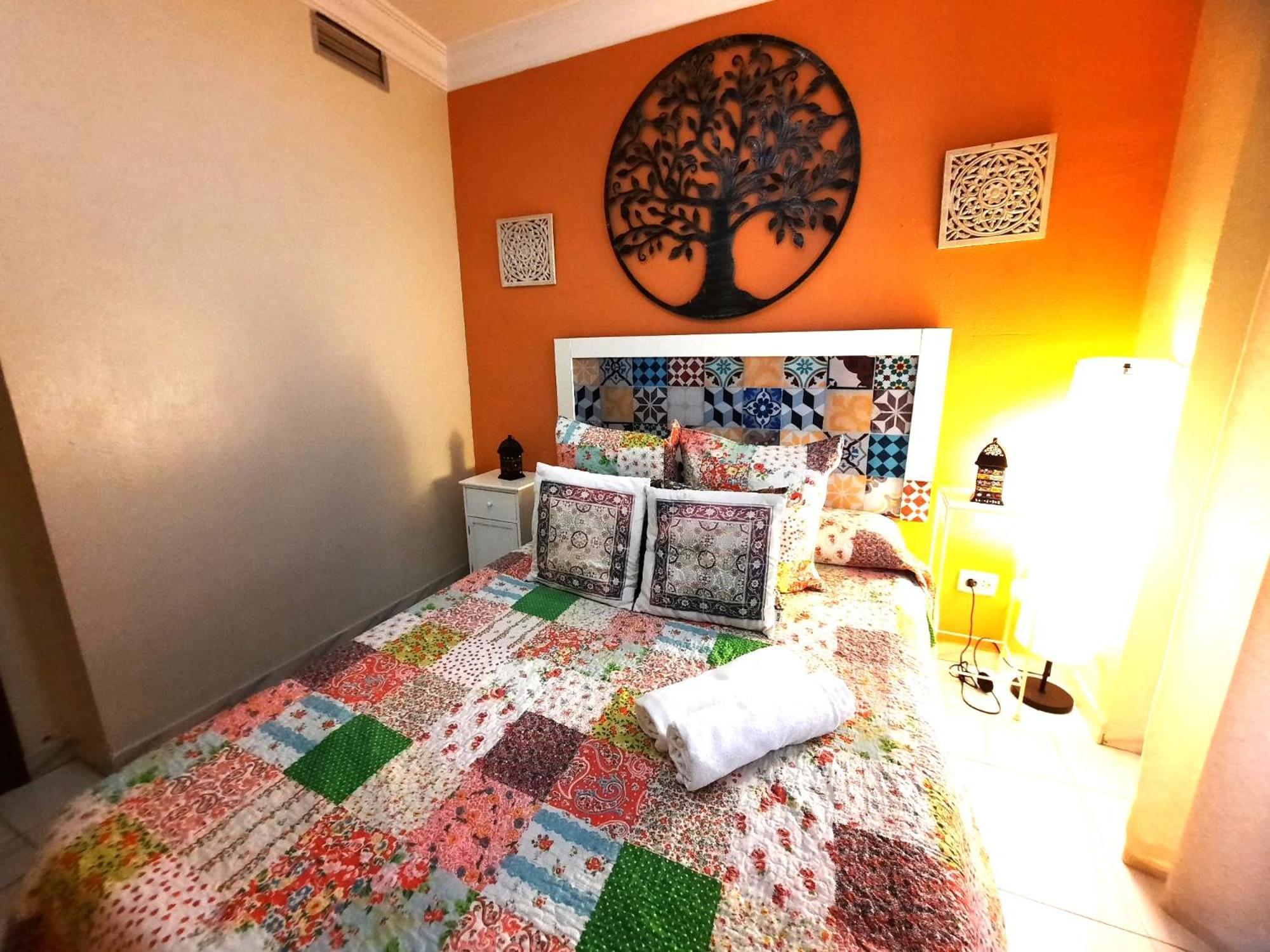 Budget And Cute Rooms With Balcony Sevilla Center Dış mekan fotoğraf