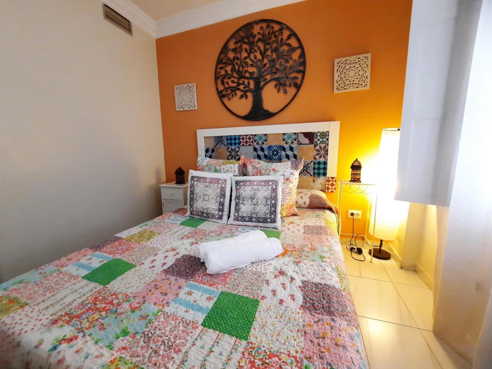 Budget And Cute Rooms With Balcony Sevilla Center Dış mekan fotoğraf